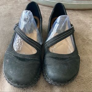 Earth Alder Black Shoe